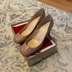 Authentic Nude Christian Louboutin Heels sz 8